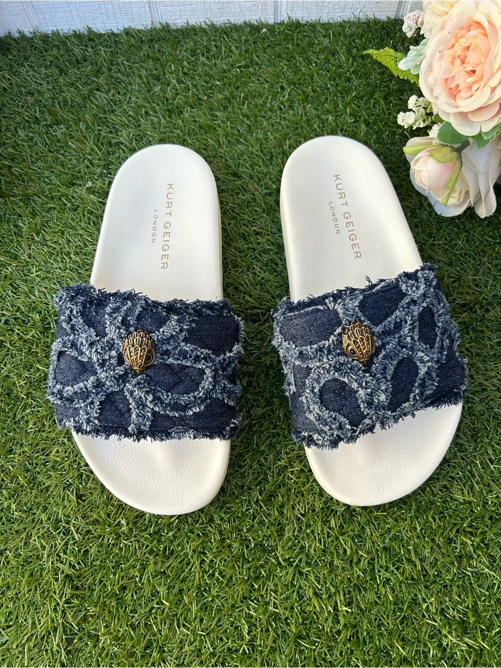 MEENA EAGLE Denim Slip On Sandal by Kurt Geiger London size 7.5 like new/no box